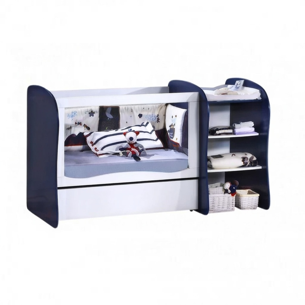 Pour des meubles assortis, craquez pour le lit transformable, avec table à langer et étagères intégrées
